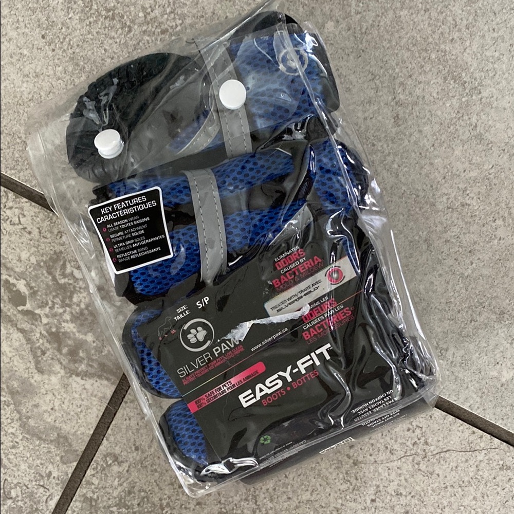 Silver Paw Easy-Fit Black and Blue Dog Boots